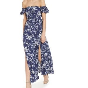 Off-the-Shoulder Maxi Dress (Small)